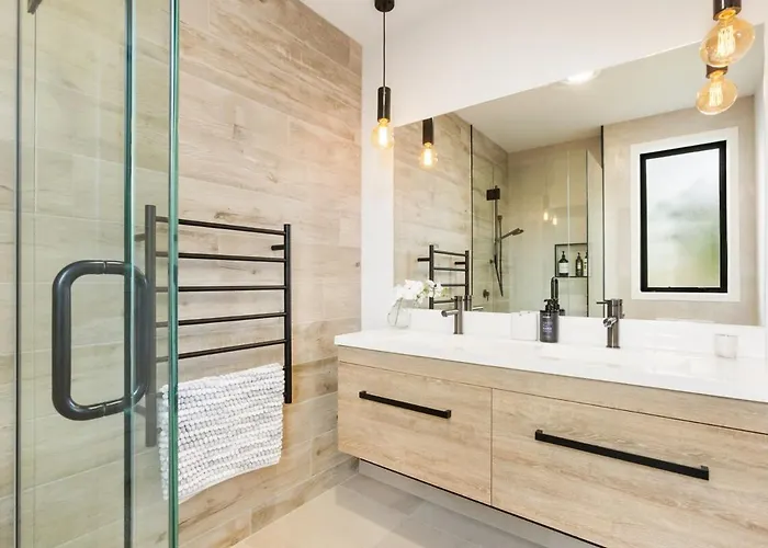Three Northlake - Stylish 3br Retreat In Wanaka
